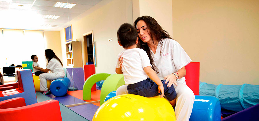 La integración sensorial como parte de la rehabilitación infantil | Red  Menni
